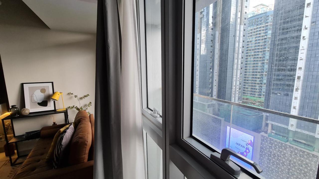 Luxe Bonifacio Global City Taguig Uptown Condo Hotel 1 Bedroom Suite Экстерьер фото