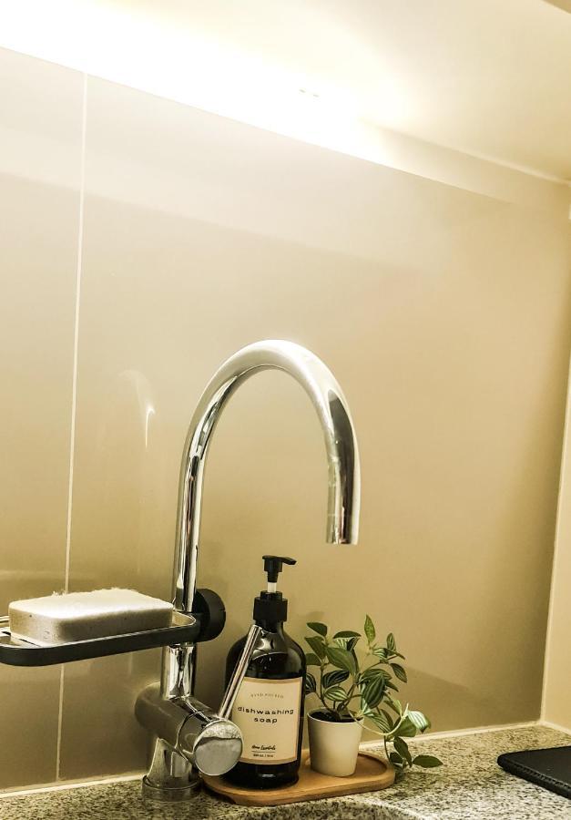 Luxe Bonifacio Global City Taguig Uptown Condo Hotel 1 Bedroom Suite Экстерьер фото