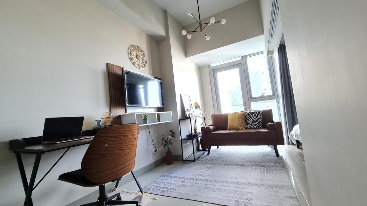 Luxe Bonifacio Global City Taguig Uptown Condo Hotel 1 Bedroom Suite Экстерьер фото