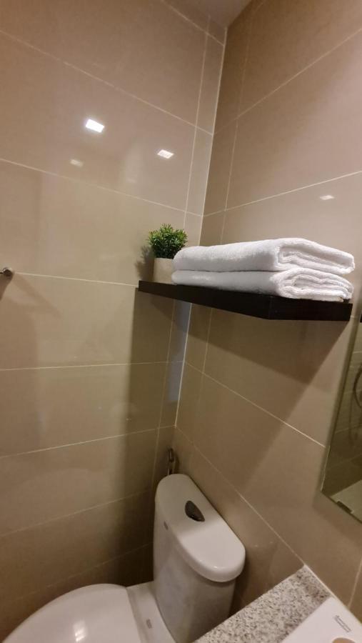 Luxe Bonifacio Global City Taguig Uptown Condo Hotel 1 Bedroom Suite Экстерьер фото