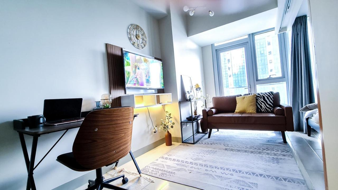Luxe Bonifacio Global City Taguig Uptown Condo Hotel 1 Bedroom Suite Экстерьер фото