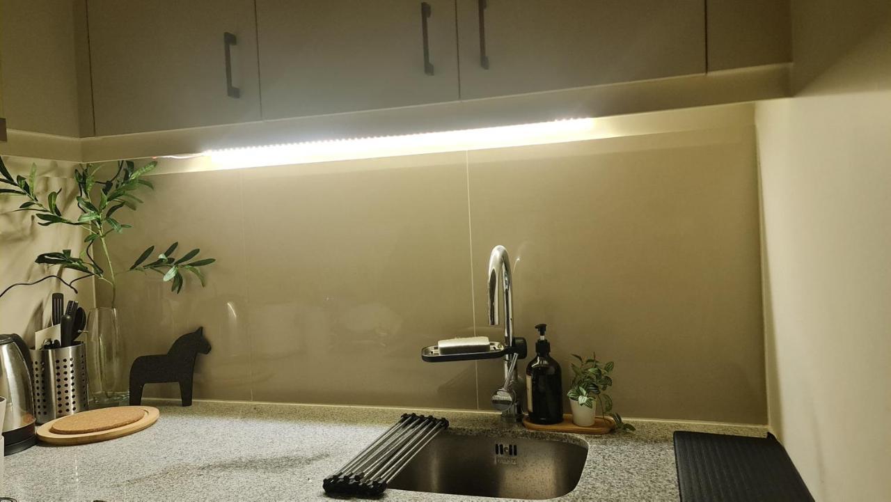 Luxe Bonifacio Global City Taguig Uptown Condo Hotel 1 Bedroom Suite Экстерьер фото